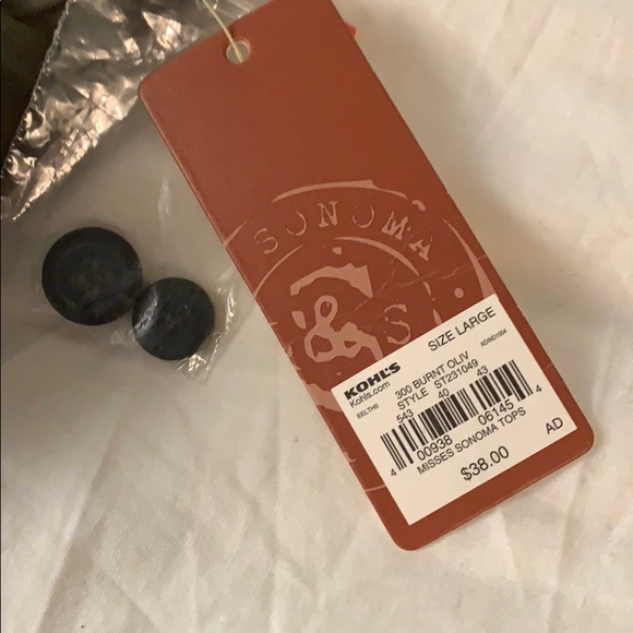 100% Rayon Olive Green Blouse - Picture 3 of 5